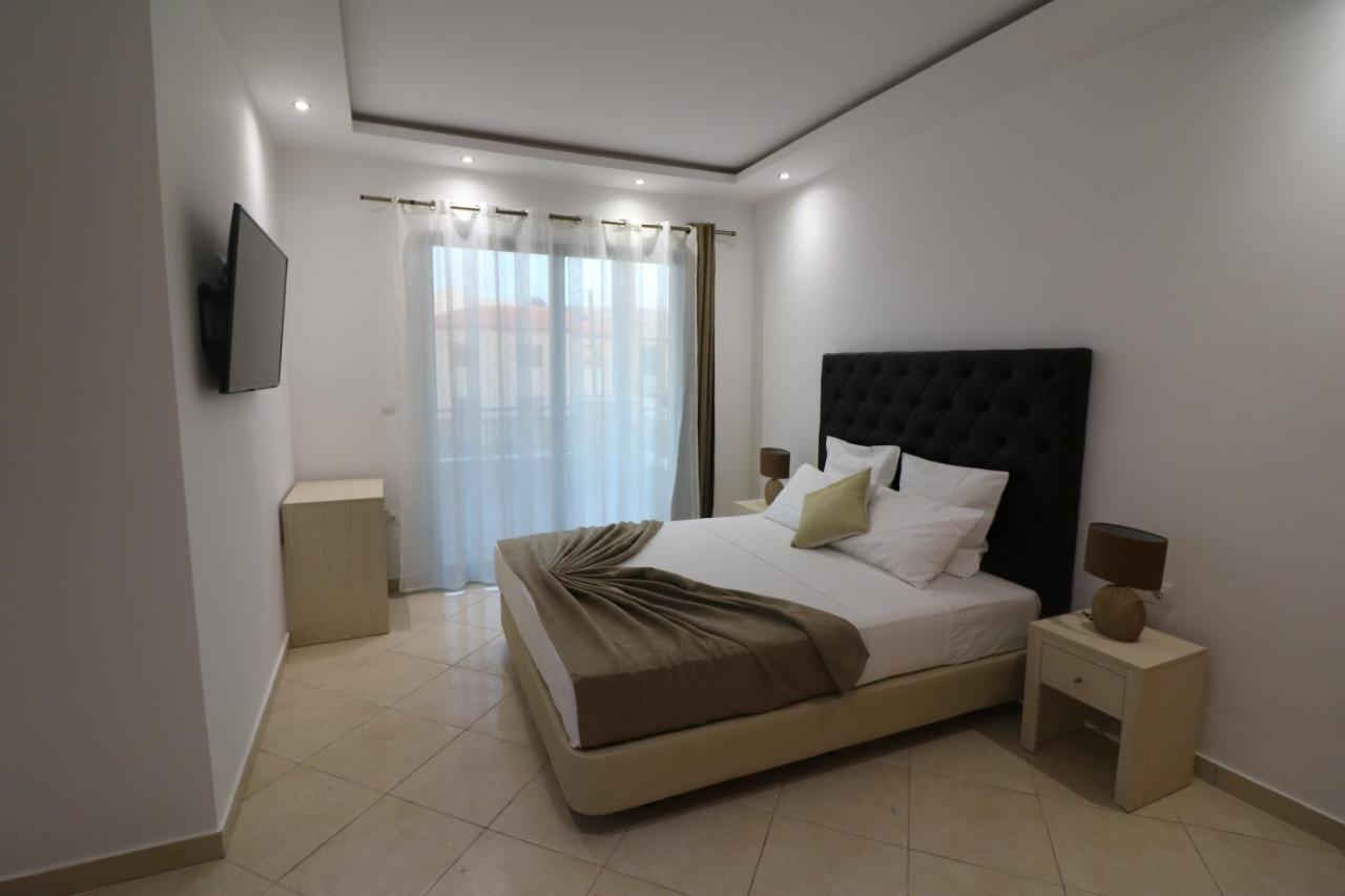 Lali'S House Bed and Breakfast Tarrafal  Buitenkant foto