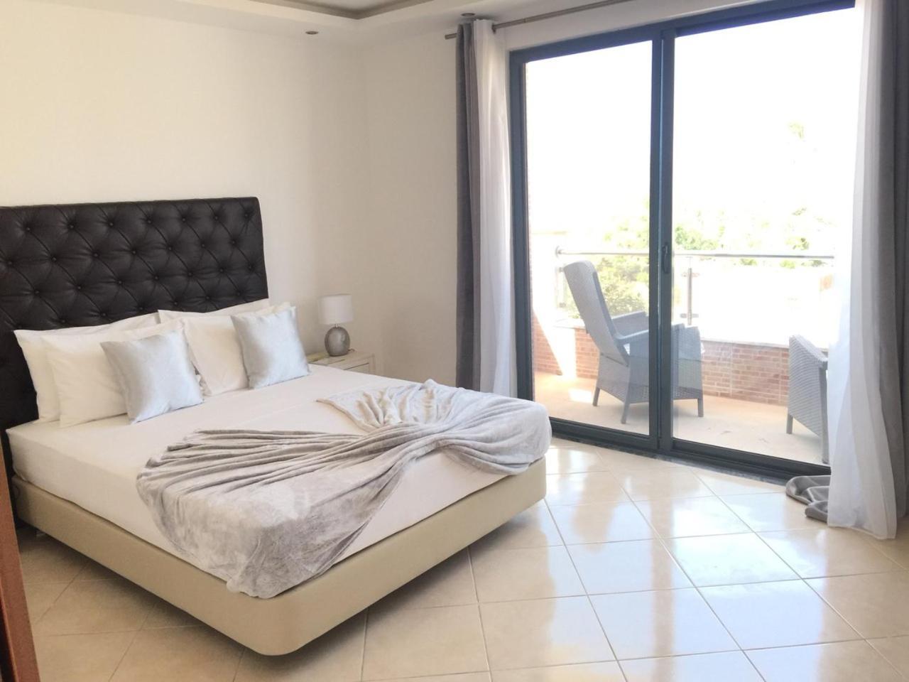 Lali'S House Bed and Breakfast Tarrafal  Buitenkant foto